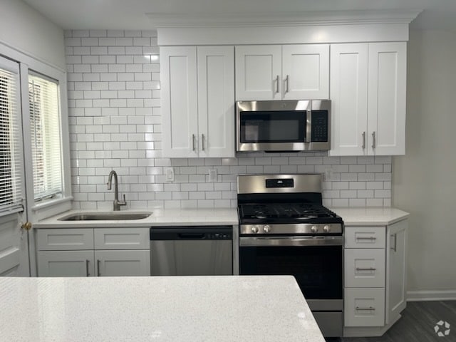 Building Photo - 1691 King Ave Rental
