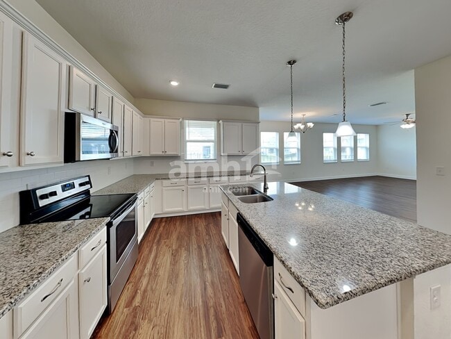 Photo - 408 Pine Terrace Dr