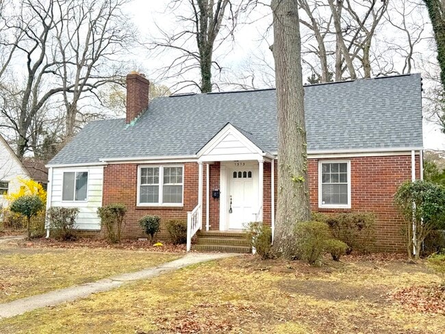 Photo - 1313 Frank St