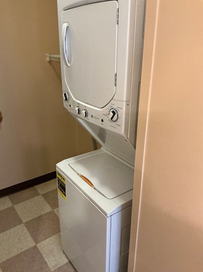 Photo - 517 Trafton Rd