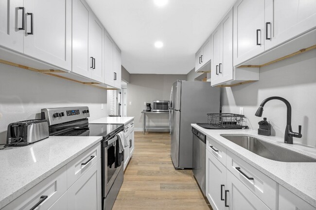 Photo - 5006 Indialantic Dr