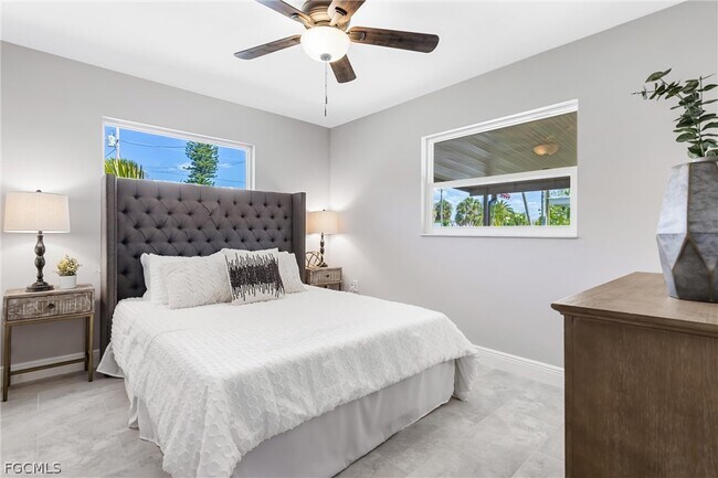 Photo - 1003 April Ln