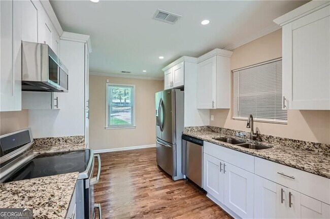 Photo - 2534 Niskey Lake Rd SW