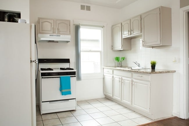 2601-2605 High St - 2601-2605 High St