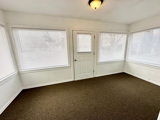 Photo - 610 S Pine St Unidad House