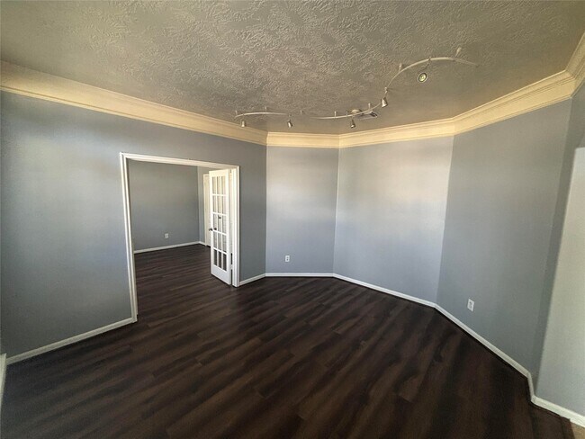 Photo - 12823 Dadebrook Ct