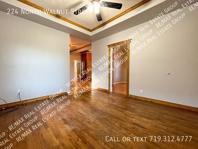 Photo - 224 N Walnut St