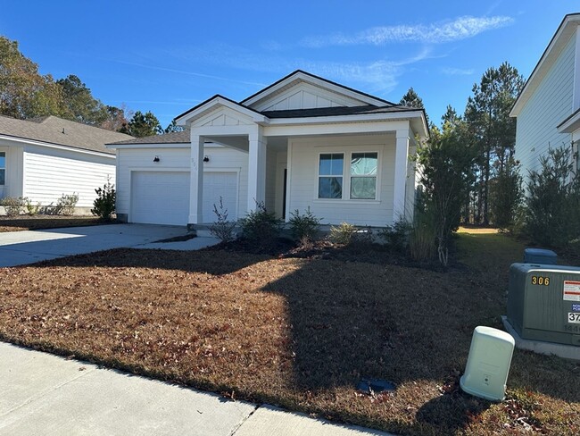 Photo - 964 Longleaf Dr