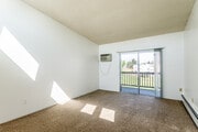 1HAB, 1BA - 650 ft²
