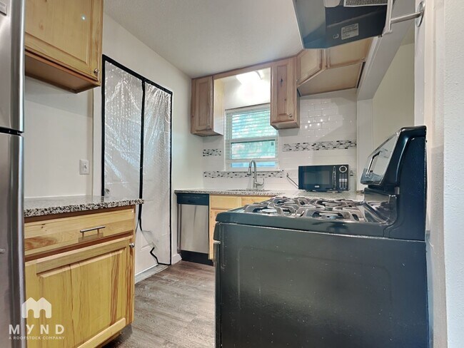 1604 Parker Ln Unit B