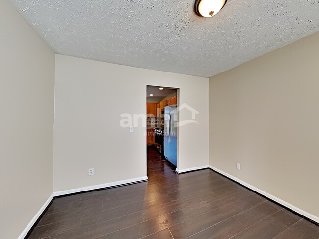 Photo - 450 Crested View Dr