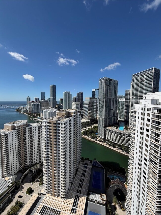 Building Photo - 900 Brickell Key Blvd Unit 3205