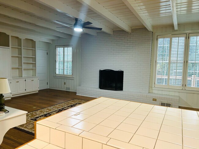 Photo - 1679 S Milledge Ave