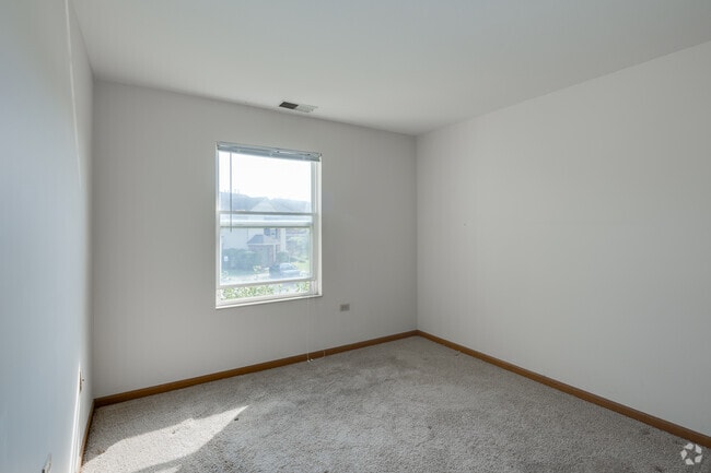 2BR-1BA - 954 SF - Arbors at Hickory Creek