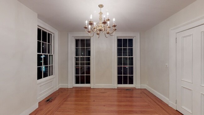 Photo - Gorgeous 3-Bedroom Apartment in Wooster Sq... Unit 1 (1F)