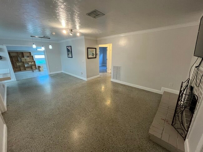 Photo - 14885 Whatley Rd