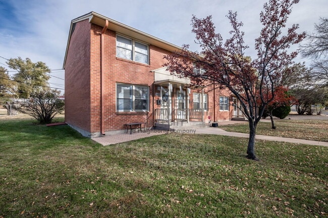 Photo - 1009 Constitution Rd