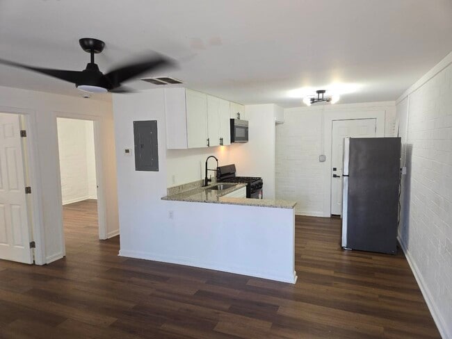 Building Photo - 3246 West St NW Unit 3246