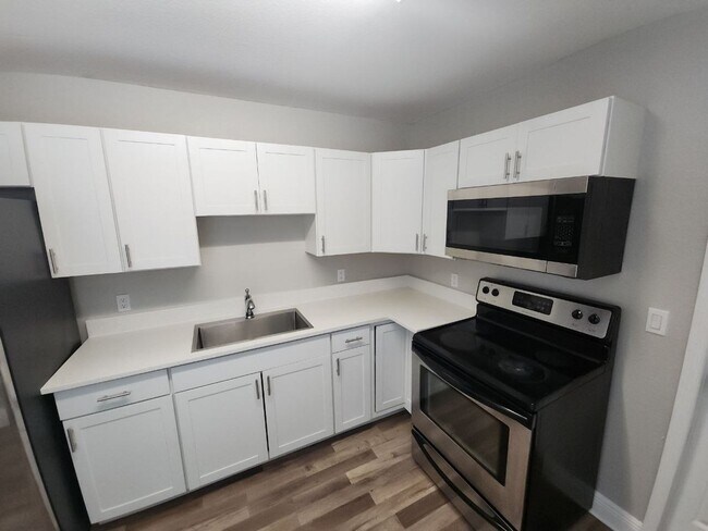 Photo - New Remodeled - 3 Bedroom 2 Bath Duplex - 2 Assigned Parking Spaces