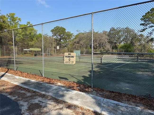 Photo - 603 W Club Blvd