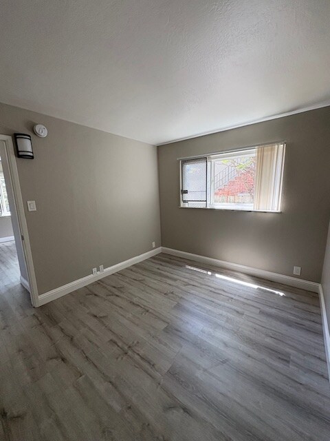 Photo - 5499 Claremont Ave Unit 2