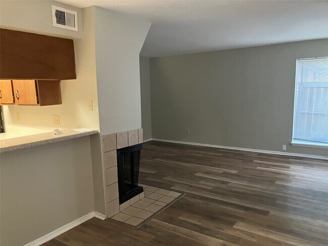 Photo - 8048 Sands Point Dr Unidad C