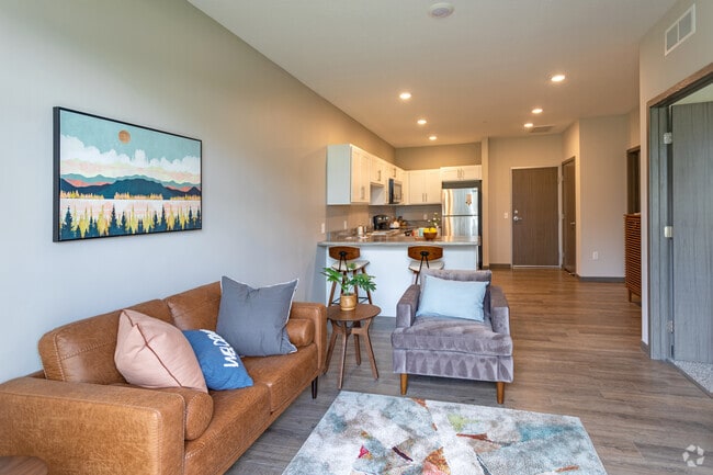 1BR, 1BA - 679SF