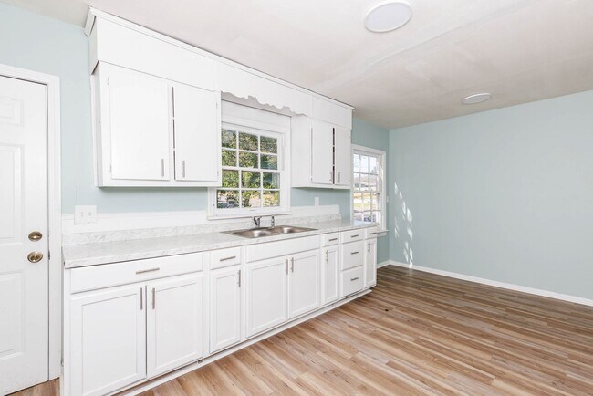 Photo - 1830DUPLEX Unit B-19th St