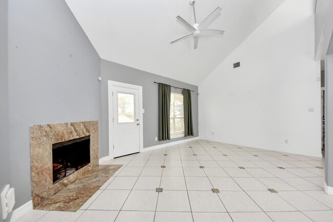 Photo - 18315 Brenwood Menor Dr