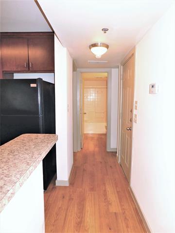 Photo - 1512 N Elm St Unit 302