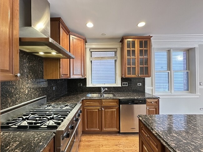 Photo - 3721 N Clifton Ave Unit 2C
