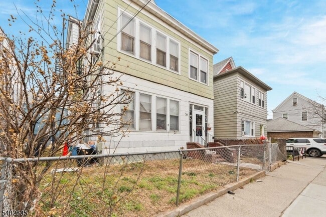 Photo - 56 Yereance Ave