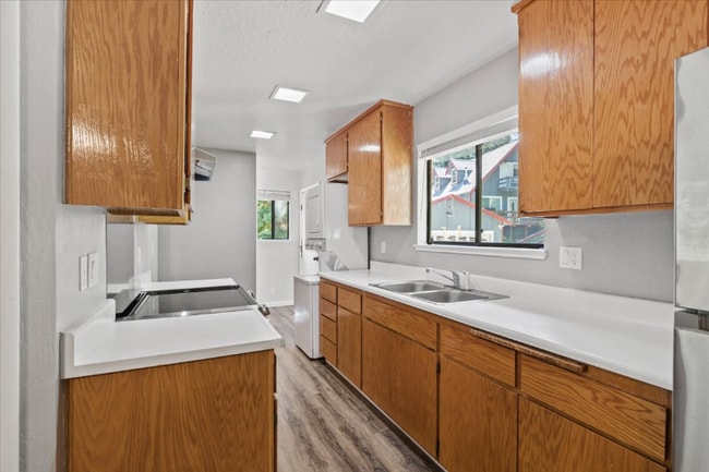 Photo - 5293 Buckhorn Rd