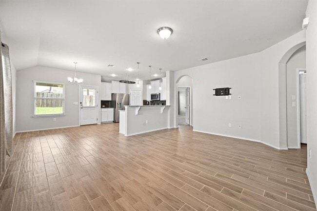 Photo - 172 Noddy Rd