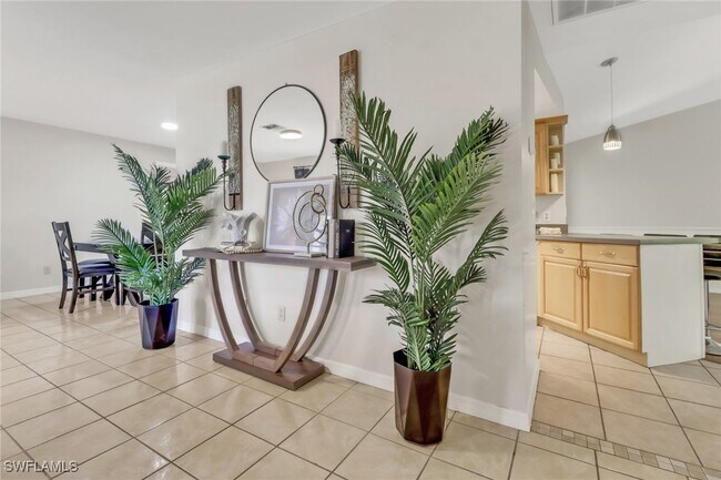 Photo - 4800 SW 12th Pl