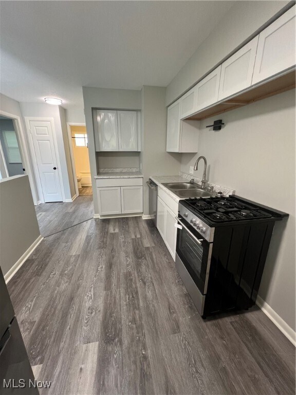 Photo - 2561 Edwin Ave