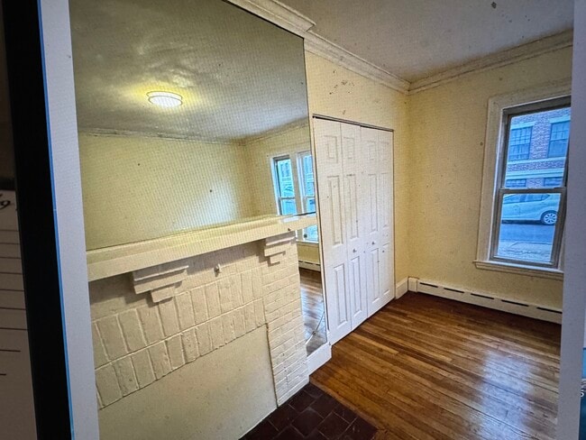 Photo - 113 Lanark Rd Unit 1