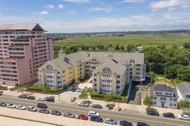 Photo - 360 Revere Beach Blvd Unidad 309