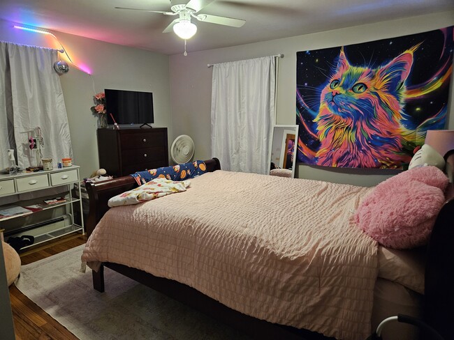 Bedroom # 2 - 1058 Post Rd