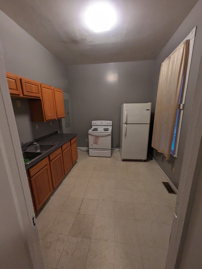 Photo - 2336 Eoff St Unit #A