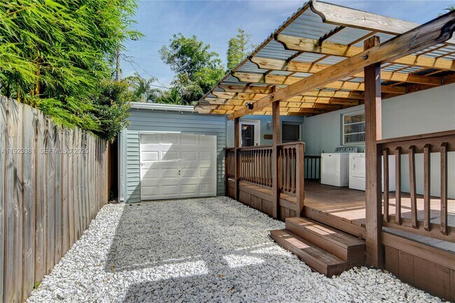 Photo - 515 SW 9th St Unidad 513