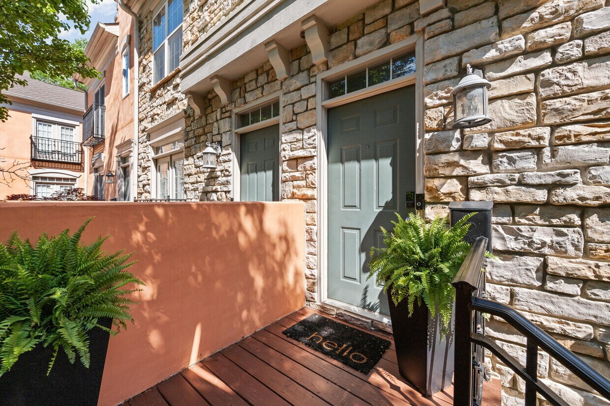 Photo - 931 Spur Ln (Indianapolis, IN)