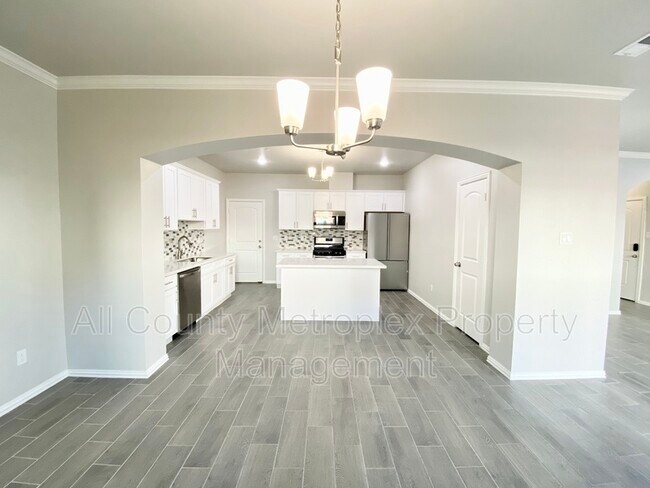 Photo - 4723 Amal Saleh Dr