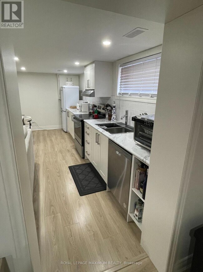 Photo - 29 Pakenham Dr