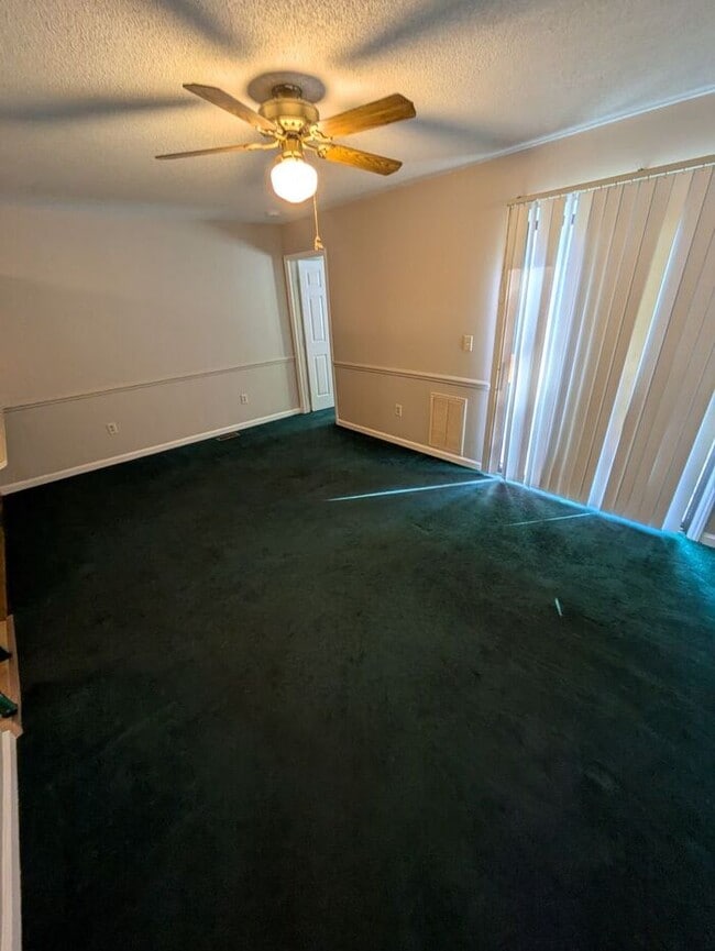 Photo - 2BD/1BA UNit in Hickory