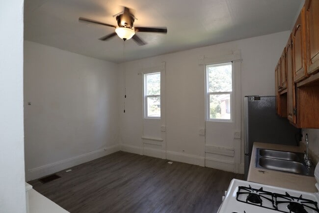 Photo - 357 W Barner St Unit 2