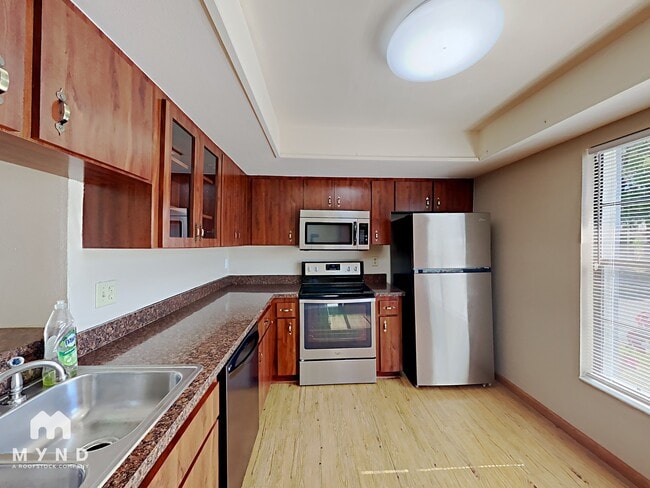 Photo - 2024 Sheffield Ct