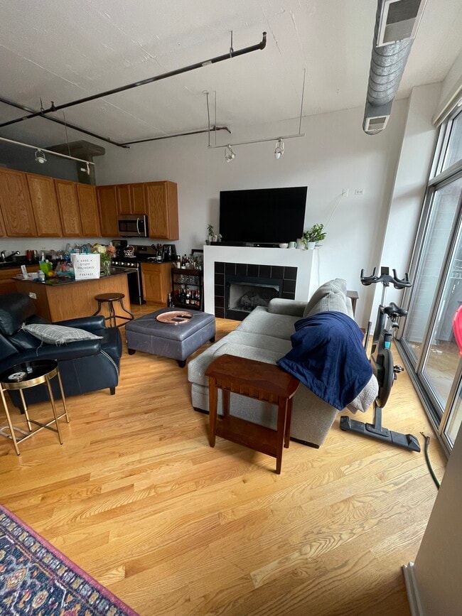 Photo - 1000 W Adams St Unit 421