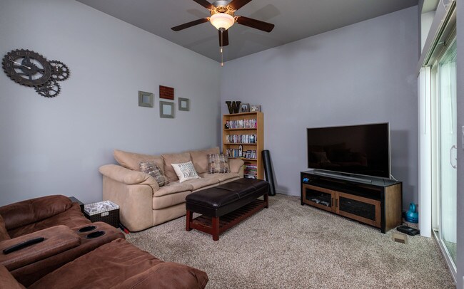 Photo - 174 NE 49th St