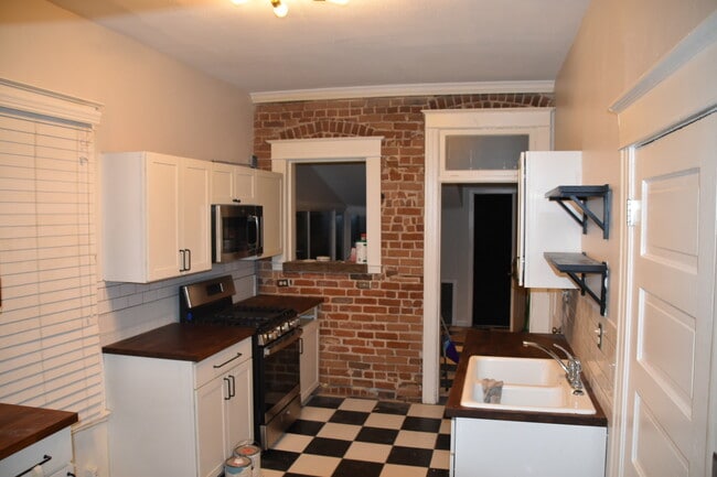 Photo - 510 W 1st Ave